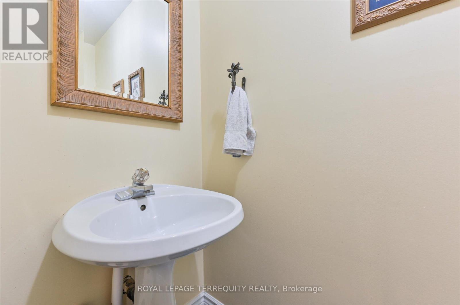 20 Leighland Drive, Markham, Ontario  L3R 7R4 - Photo 23 - N12507556