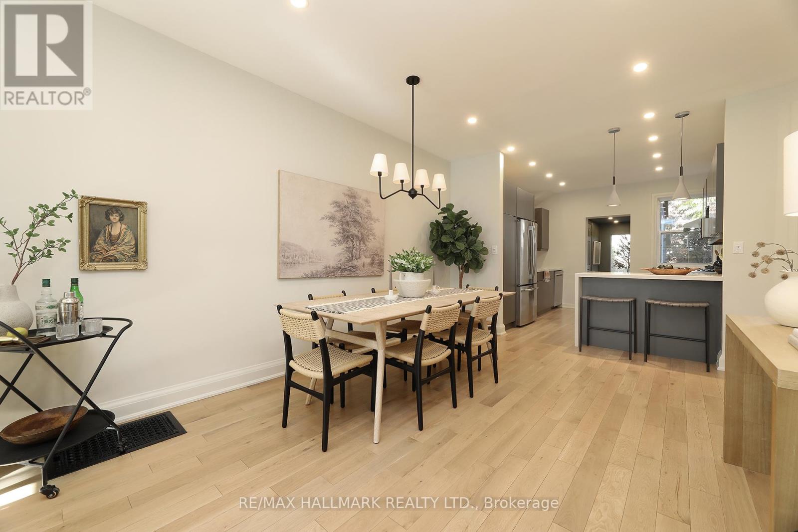 18 Badgerow Avenue, Toronto, Ontario M4M 1V1 - Photo 7 - E12506176