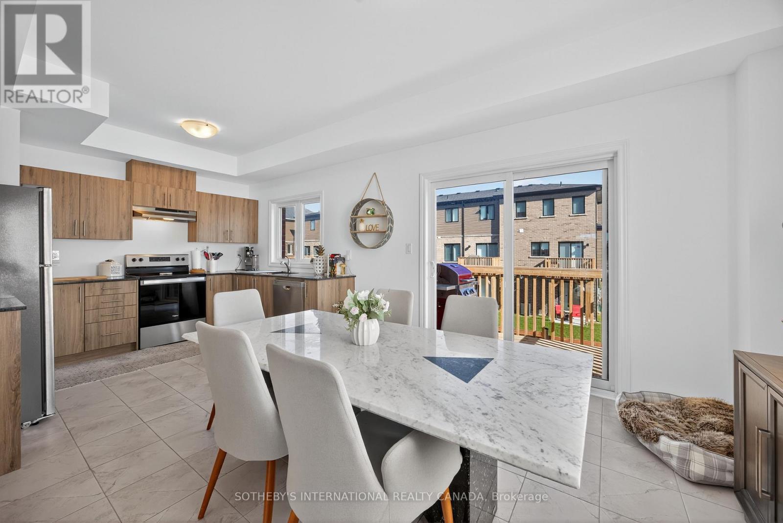 65 Harvest Crescent, Barrie, Ontario  L9J 0T5 - Photo 17 - S12507202