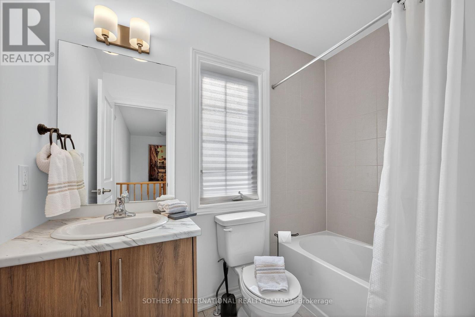 65 Harvest Crescent, Barrie, Ontario  L9J 0T5 - Photo 29 - S12507202