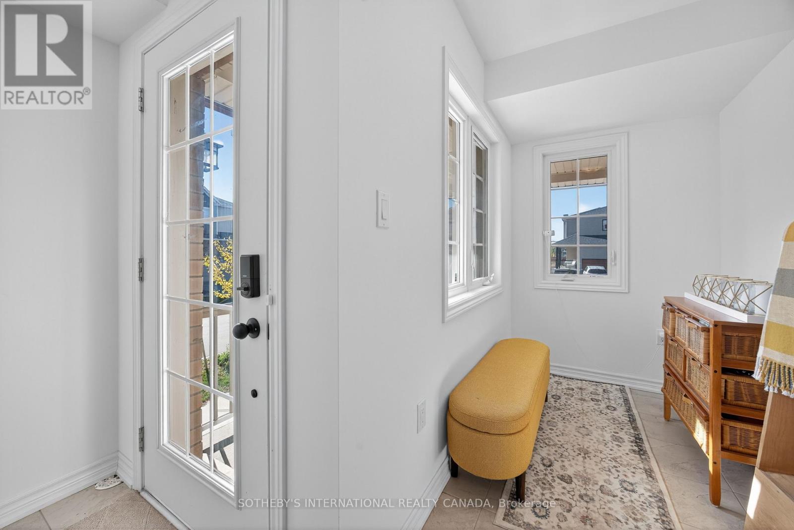 65 Harvest Crescent, Barrie, Ontario  L9J 0T5 - Photo 5 - S12507202