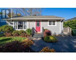 15 Birchwood Terrace, Dartmouth, Ca