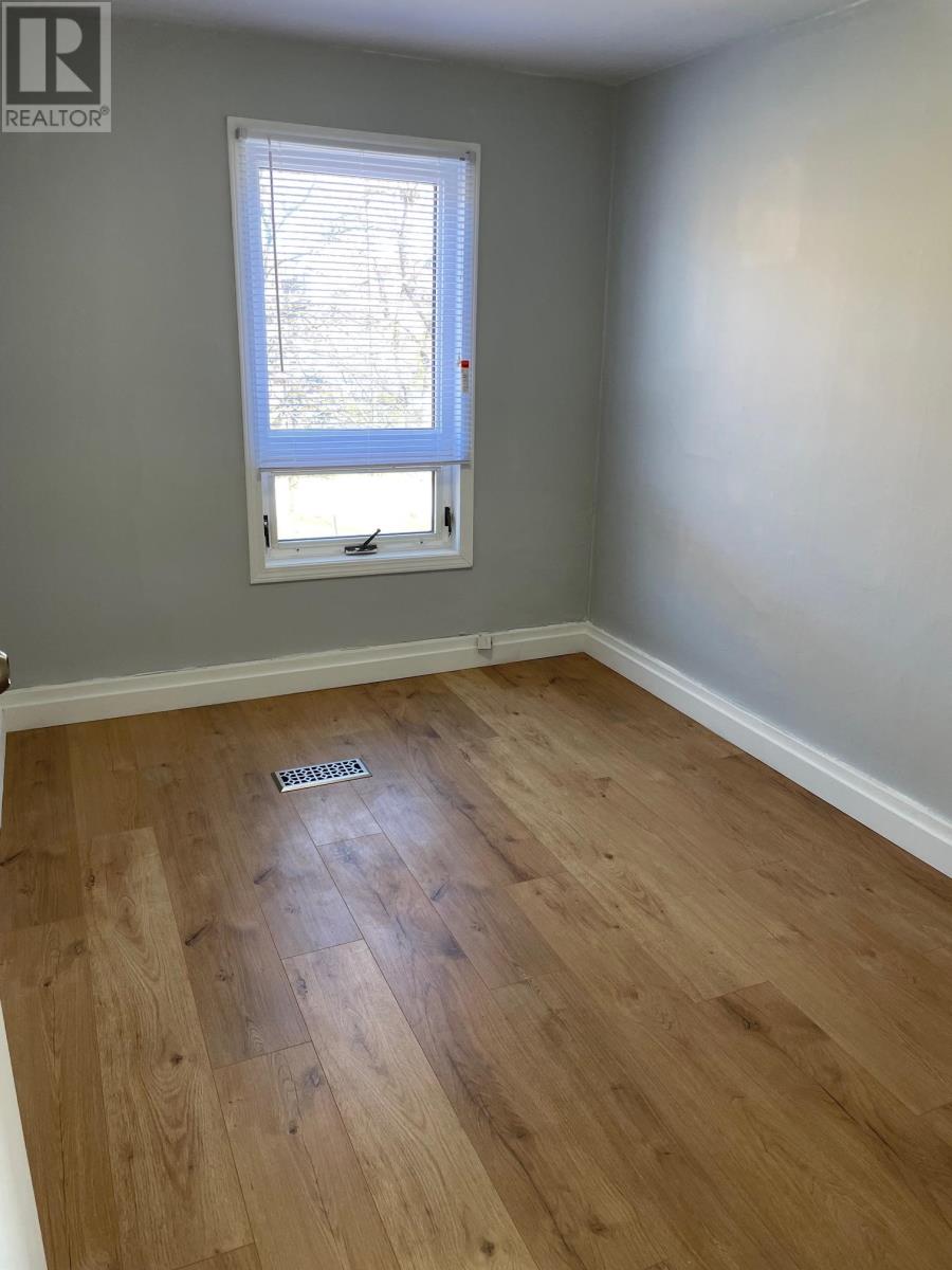 215 Ambrose St, Thunder Bay, Ontario  P7B 1L3 - Photo 13 - TB253399