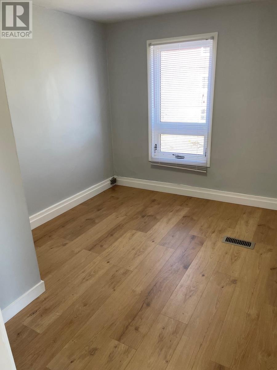 215 Ambrose St, Thunder Bay, Ontario  P7B 1L3 - Photo 14 - TB253399