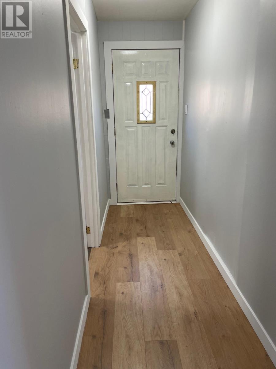 215 Ambrose St, Thunder Bay, Ontario  P7B 1L3 - Photo 4 - TB253399