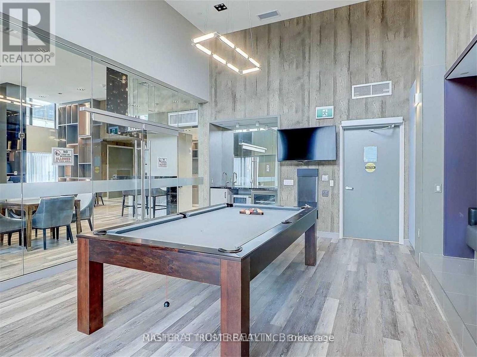 402 - 75 Oneida Crescent, Richmond Hill, Ontario  L4B 0A6 - Photo 12 - N12507496