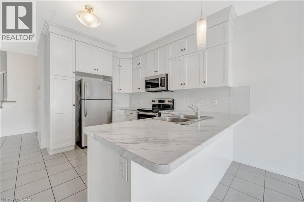 118 Elmbank Trail, Kitchener, Ontario  N2R 0H2 - Photo 17 - 40785272