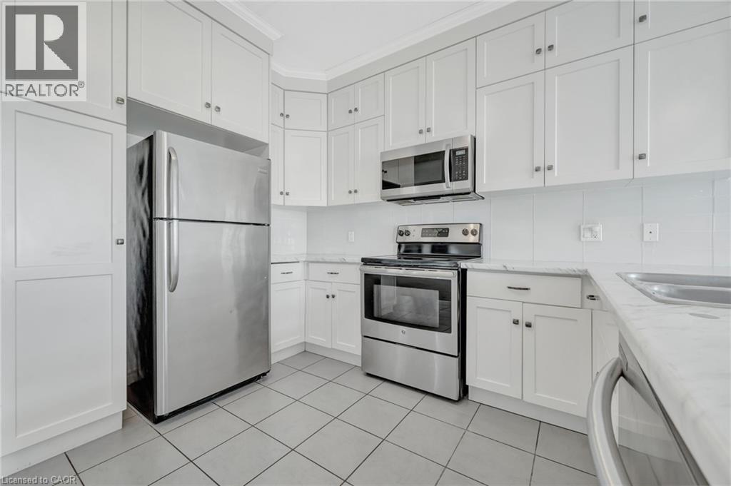 118 Elmbank Trail, Kitchener, Ontario  N2R 0H2 - Photo 2 - 40785272