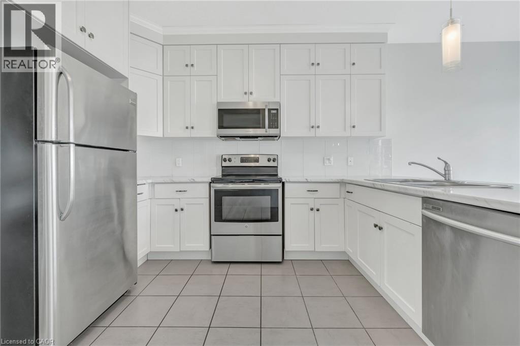 118 Elmbank Trail, Kitchener, Ontario  N2R 0H2 - Photo 3 - 40785272