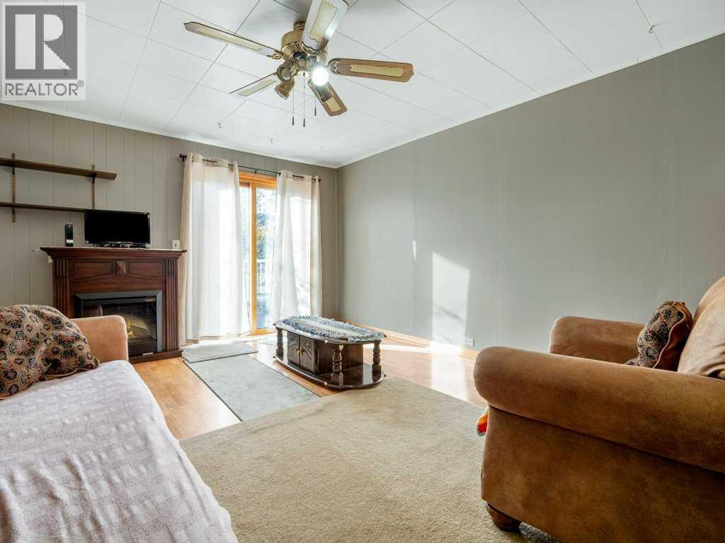 8109 16 Avenue, Coleman, Alberta  T0K 0M0 - Photo 21 - A2268502