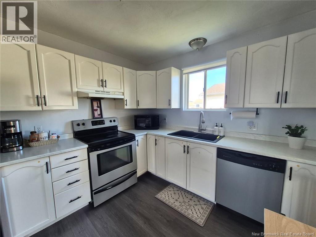 70 Bonavista Court, Moncton, New Brunswick  E1G 2H4 - Photo 6 - NB128546