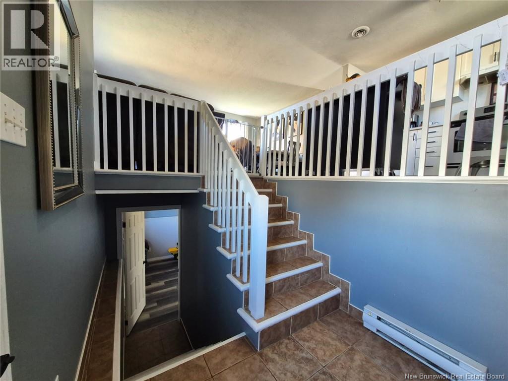 70 Bonavista Court, Moncton, New Brunswick  E1G 2H4 - Photo 4 - NB128546