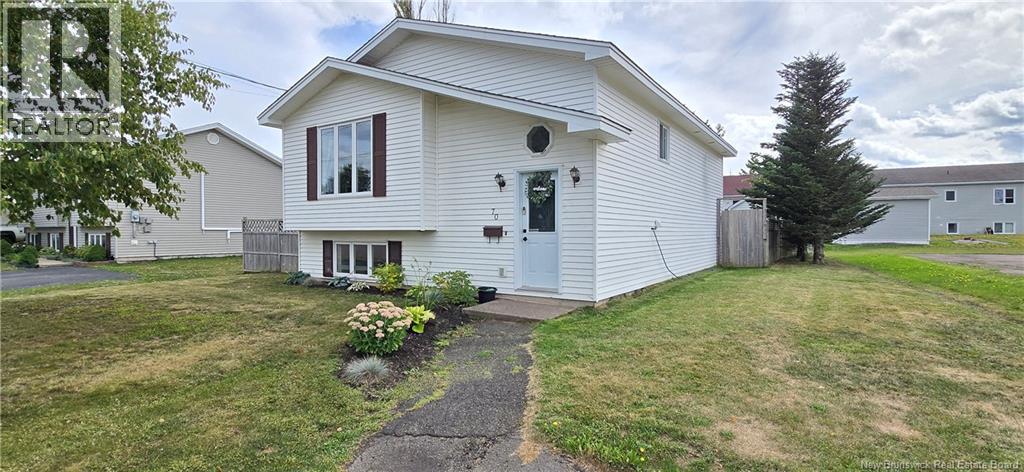 70 Bonavista Court, Moncton, New Brunswick  E1G 2H4 - Photo 2 - NB128546