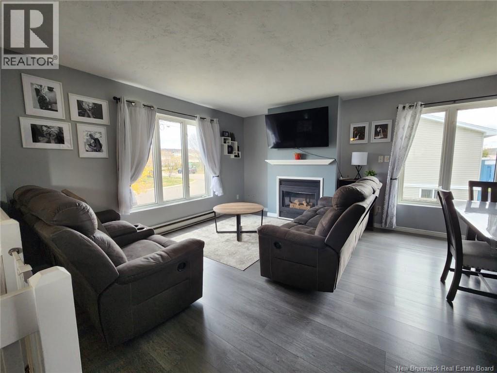 70 Bonavista Court, Moncton, New Brunswick  E1G 2H4 - Photo 9 - NB128546