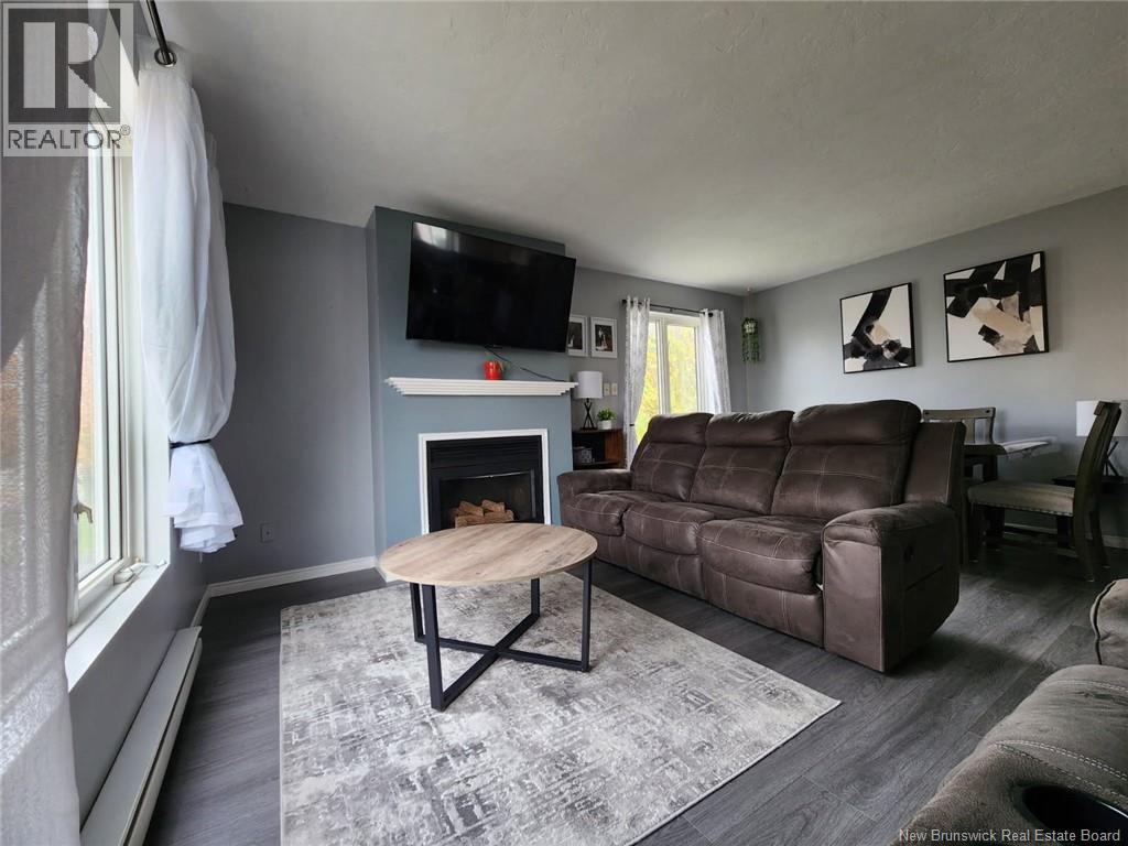 70 Bonavista Court, Moncton, New Brunswick  E1G 2H4 - Photo 11 - NB128546