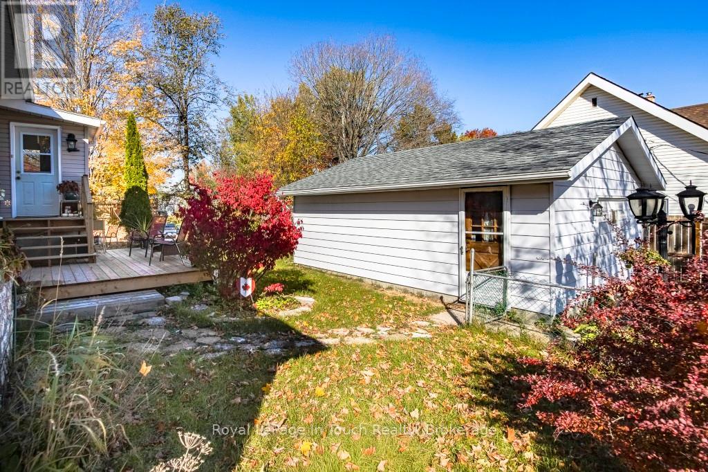 450 Assiniboia Street, Tay, Ontario  L0K 1R0 - Photo 2 - S12507650