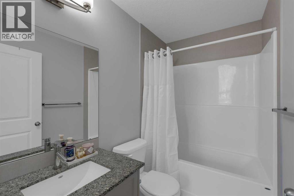 1100 Midtown Lane Sw, Airdrie, Alberta  T4B 4K5 - Photo 22 - A2258384