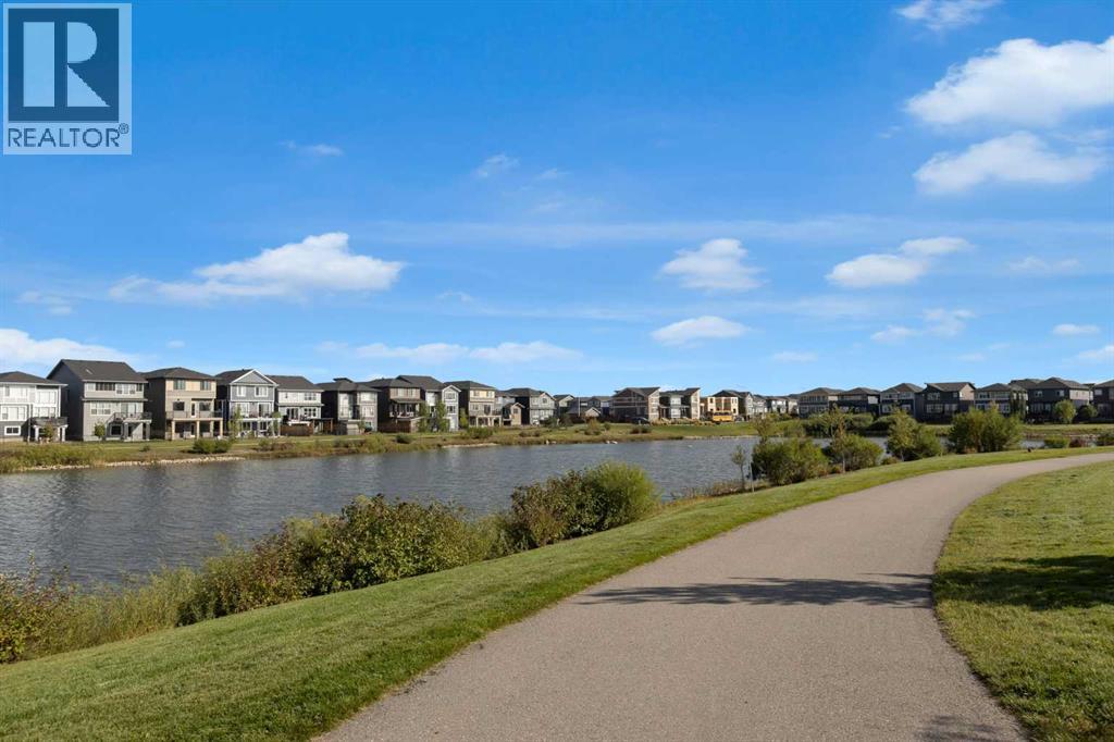 1100 Midtown Lane Sw, Airdrie, Alberta  T4B 4K5 - Photo 30 - A2258384