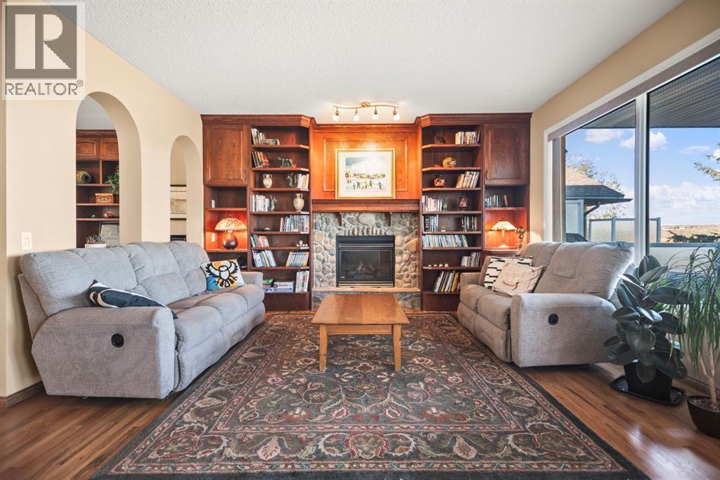 50 Sheep River Crescent, Okotoks, Alberta  T1S 1R3 - Photo 6 - A2268254