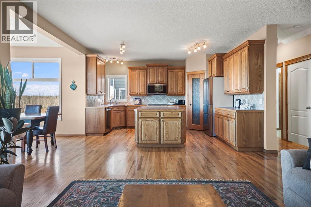 50 Sheep River Crescent, Okotoks, Alberta  T1S 1R3 - Photo 14 - A2268254