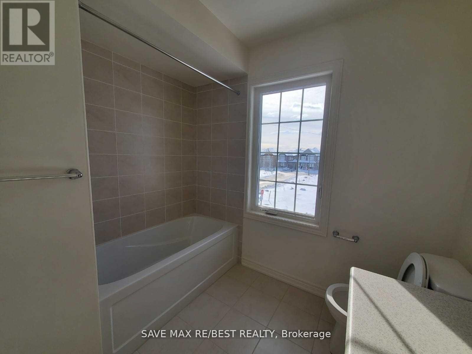 37 Sail Road, Brampton, Ontario  L7A 4W8 - Photo 18 - W12507164