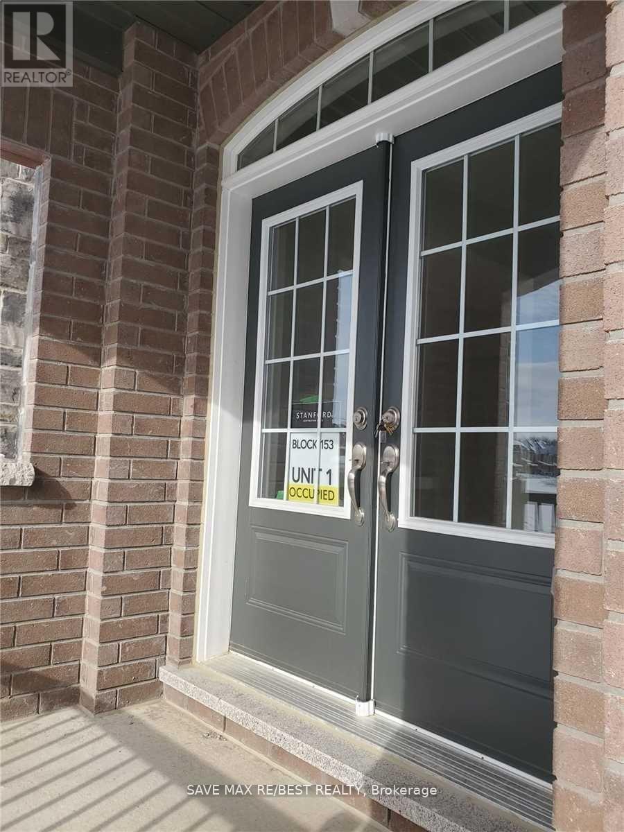 37 Sail Road, Brampton, Ontario  L7A 4W8 - Photo 3 - W12507164