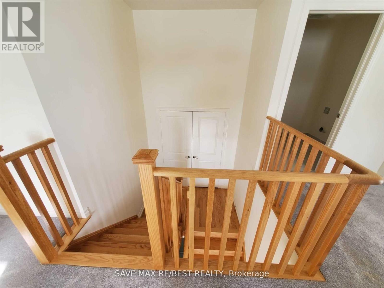 37 Sail Road, Brampton, Ontario  L7A 4W8 - Photo 7 - W12507164