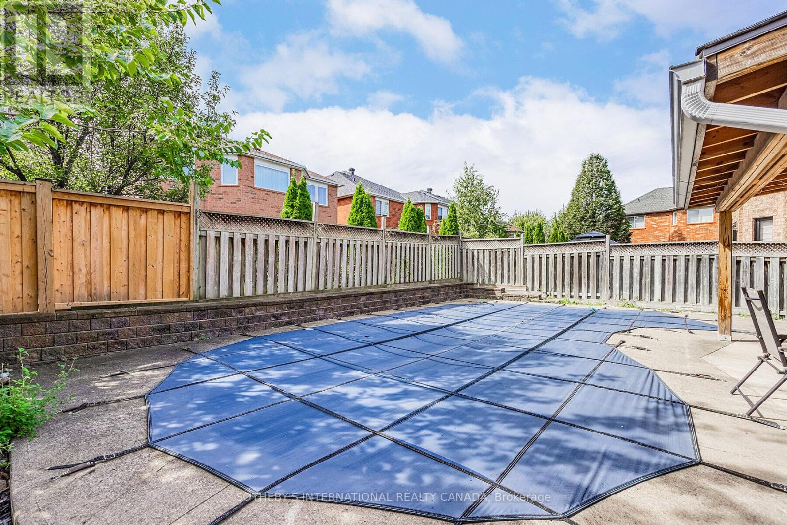 5930 Bassinger Place, Mississauga, Ontario  L5M 6K5 - Photo 35 - W12507174