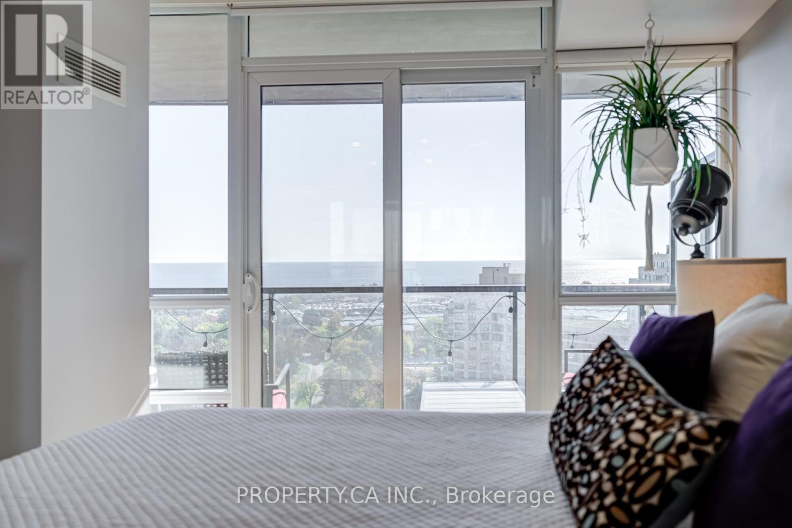 1501 - 2230 Lake Shore Boulevard W, Toronto, Ontario  M8V 0B2 - Photo 19 - W12507178