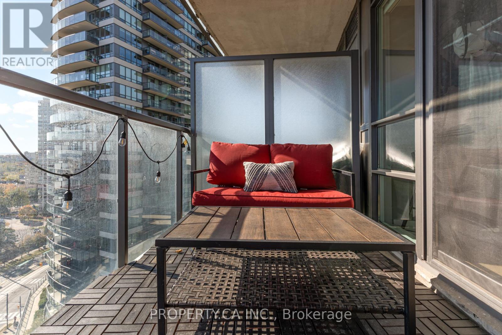 1501 - 2230 Lake Shore Boulevard W, Toronto, Ontario  M8V 0B2 - Photo 28 - W12507178