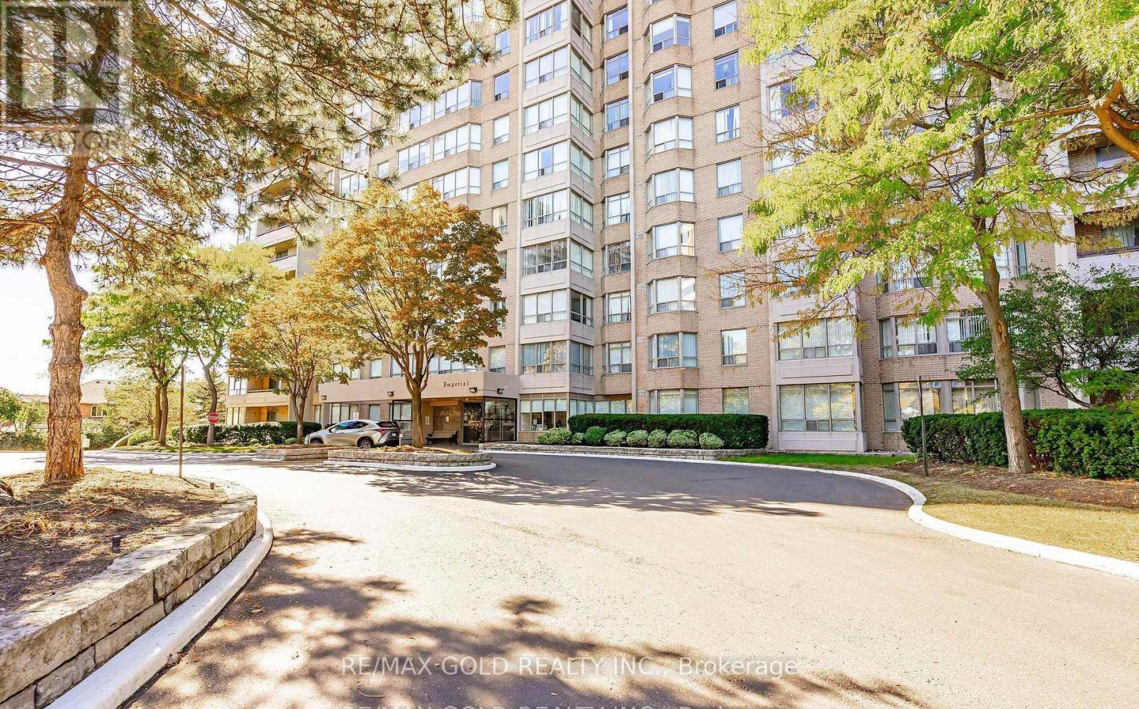 403 - 30 Malta Avenue, Brampton, Ontario  L6Y 4W6 - Photo 37 - W12507206