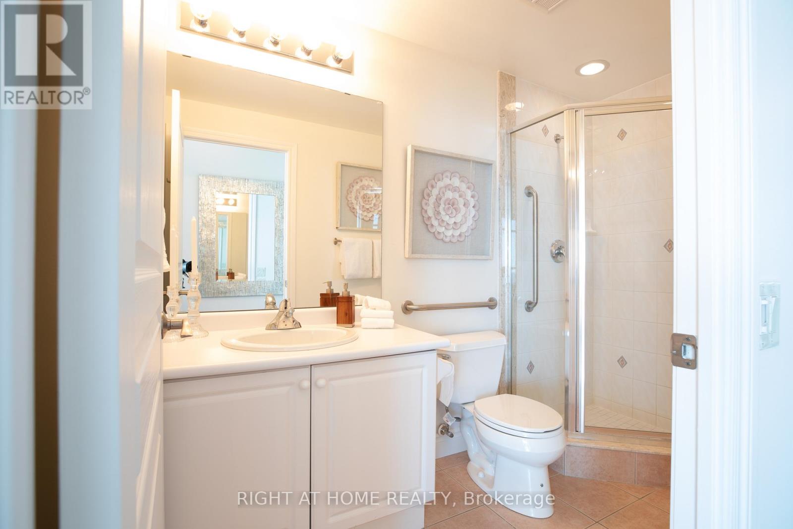 605 - 5 Marine Parade Drive, Toronto, Ontario  M8V 4B4 - Photo 18 - W12507216