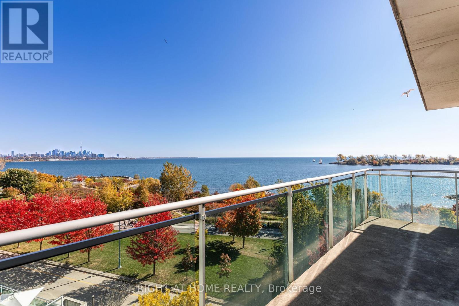 605 - 5 Marine Parade Drive, Toronto, Ontario  M8V 4B4 - Photo 2 - W12507216