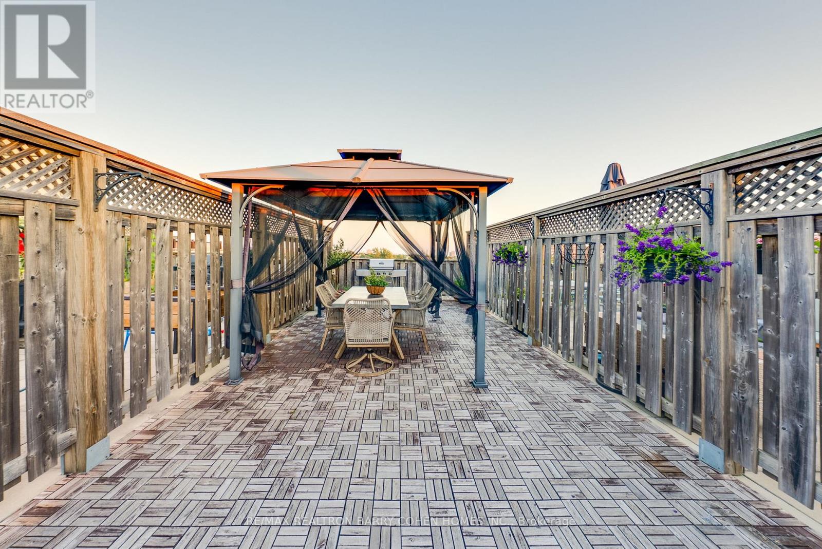 116 - 1001 Roselawn Avenue, Toronto, Ontario  M6B 4M4 - Photo 16 - W12507222