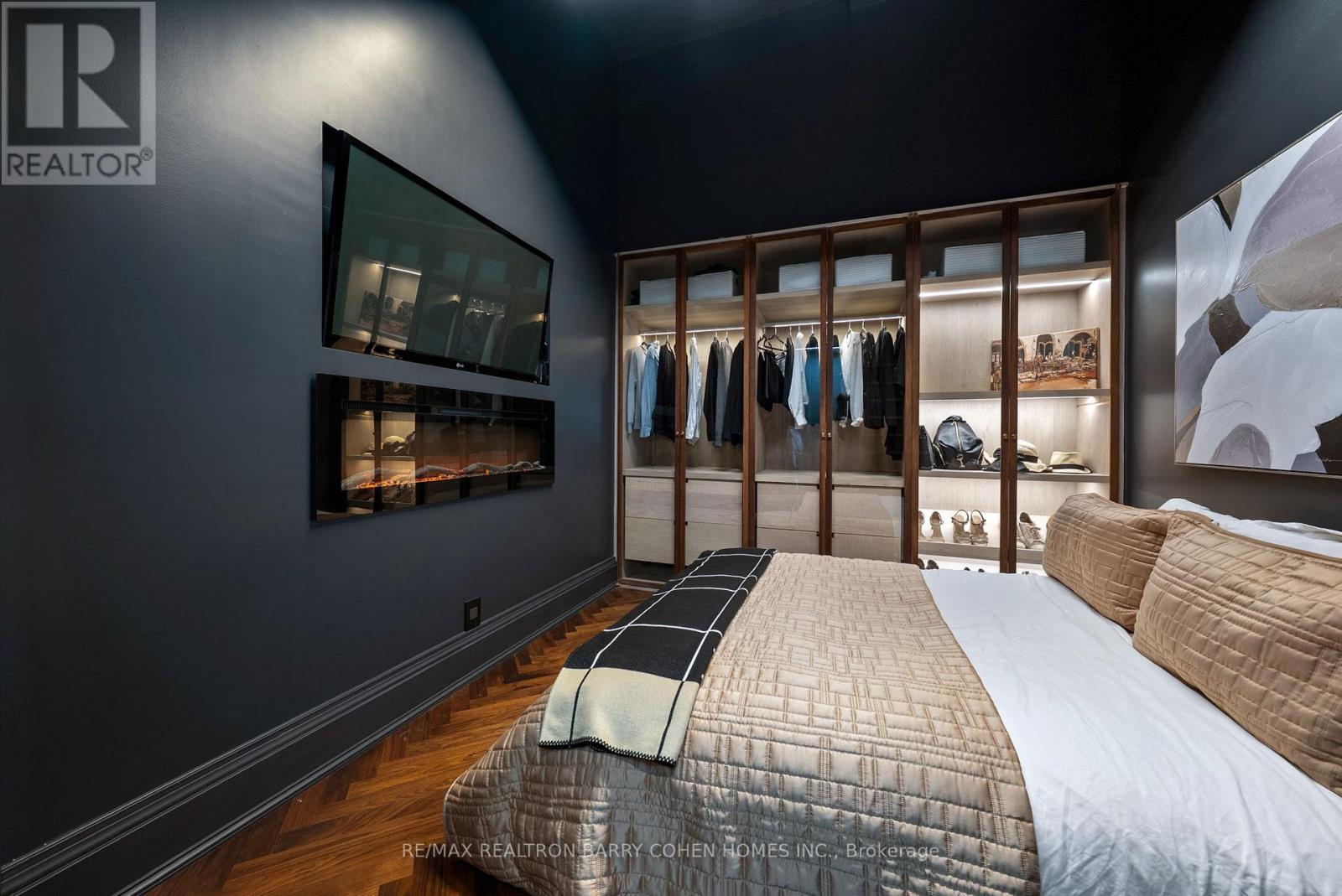 116 - 1001 Roselawn Avenue, Toronto, Ontario  M6B 4M4 - Photo 9 - W12507222