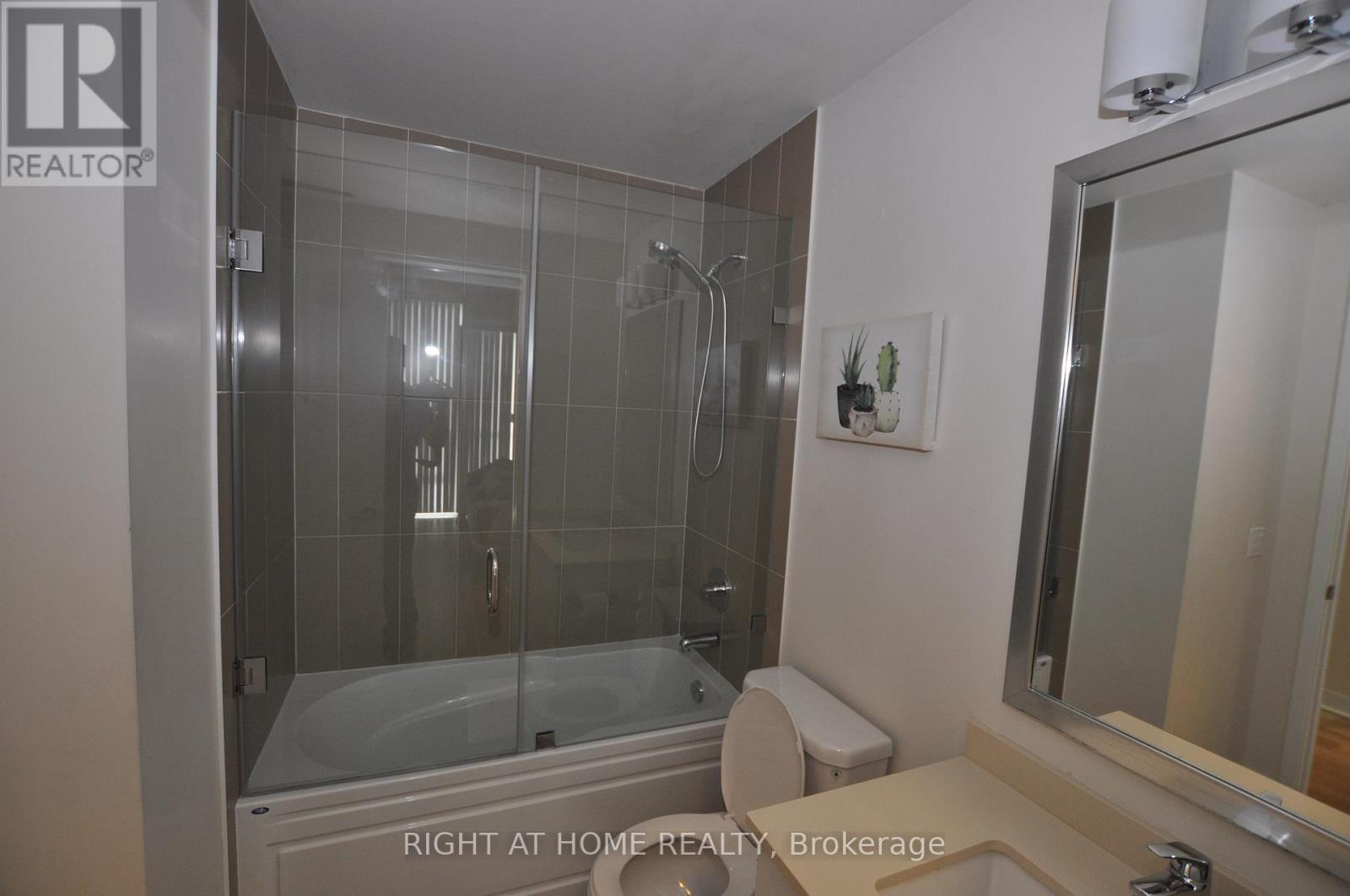 1705 - 3975 Grand Park Drive, Mississauga, Ontario  L5B 0K4 - Photo 13 - W12507228