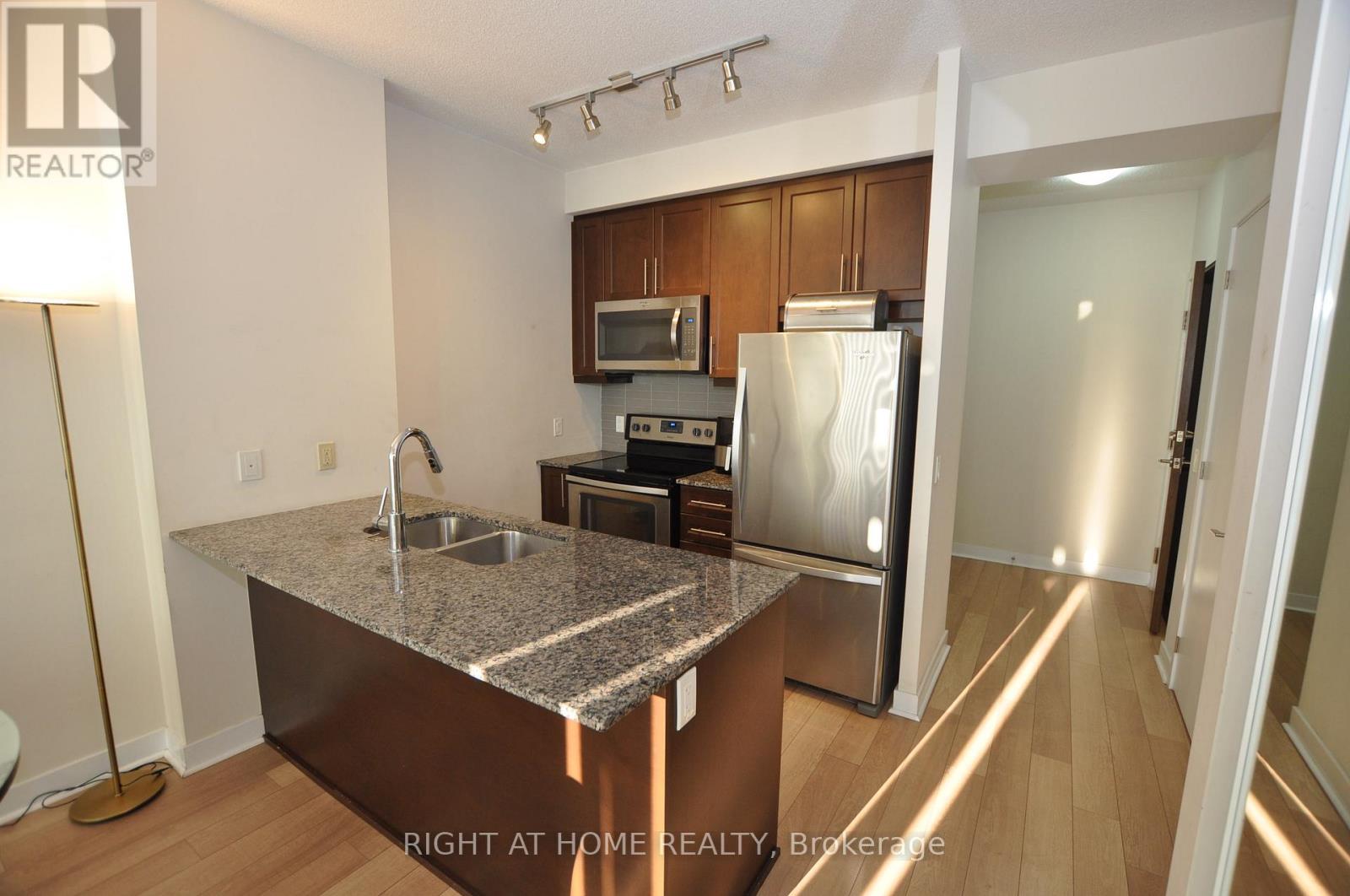 1705 - 3975 Grand Park Drive, Mississauga, Ontario  L5B 0K4 - Photo 8 - W12507228