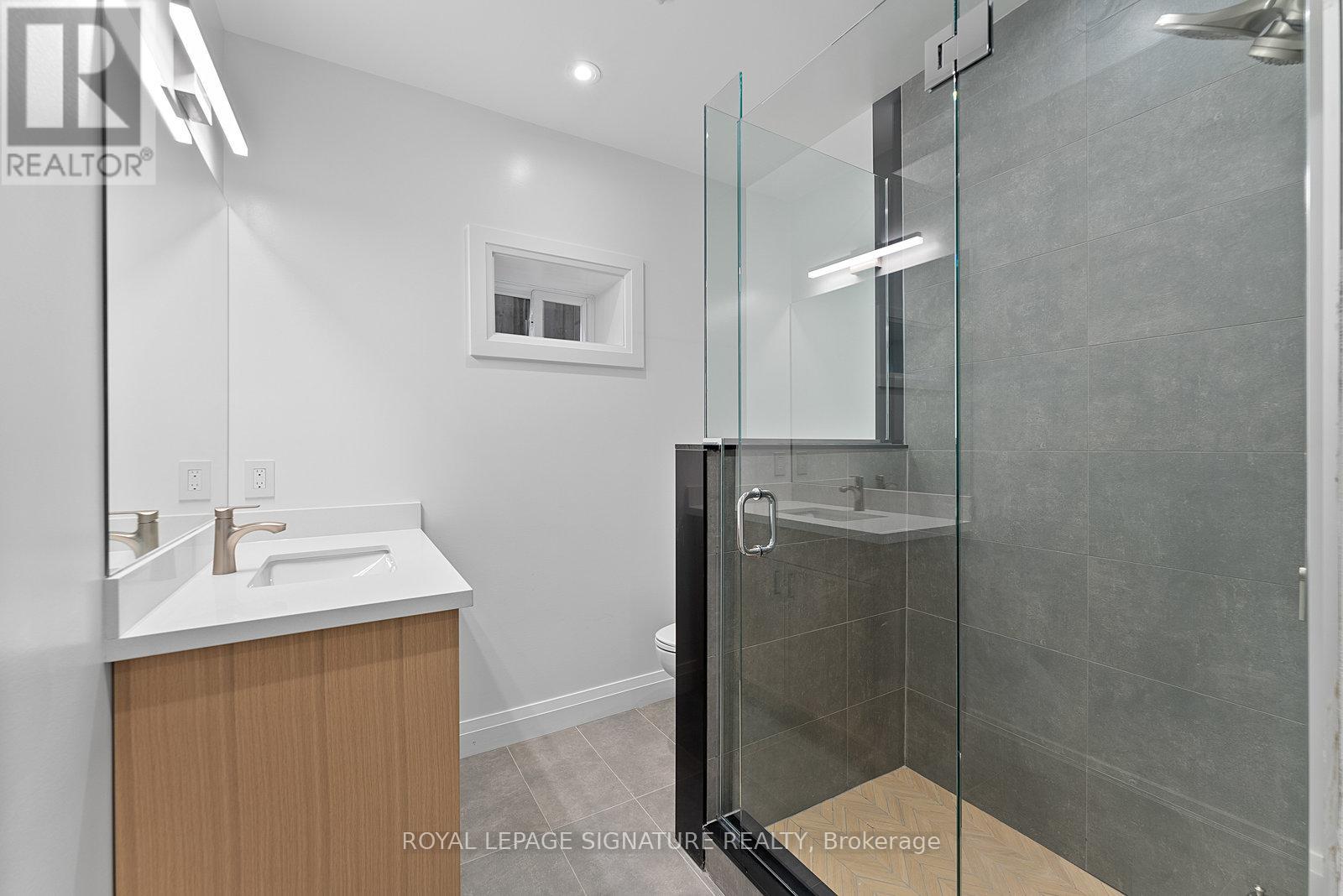 Garden - 45 William Street, Toronto, Ontario  M9N 2G6 - Photo 11 - W12507248