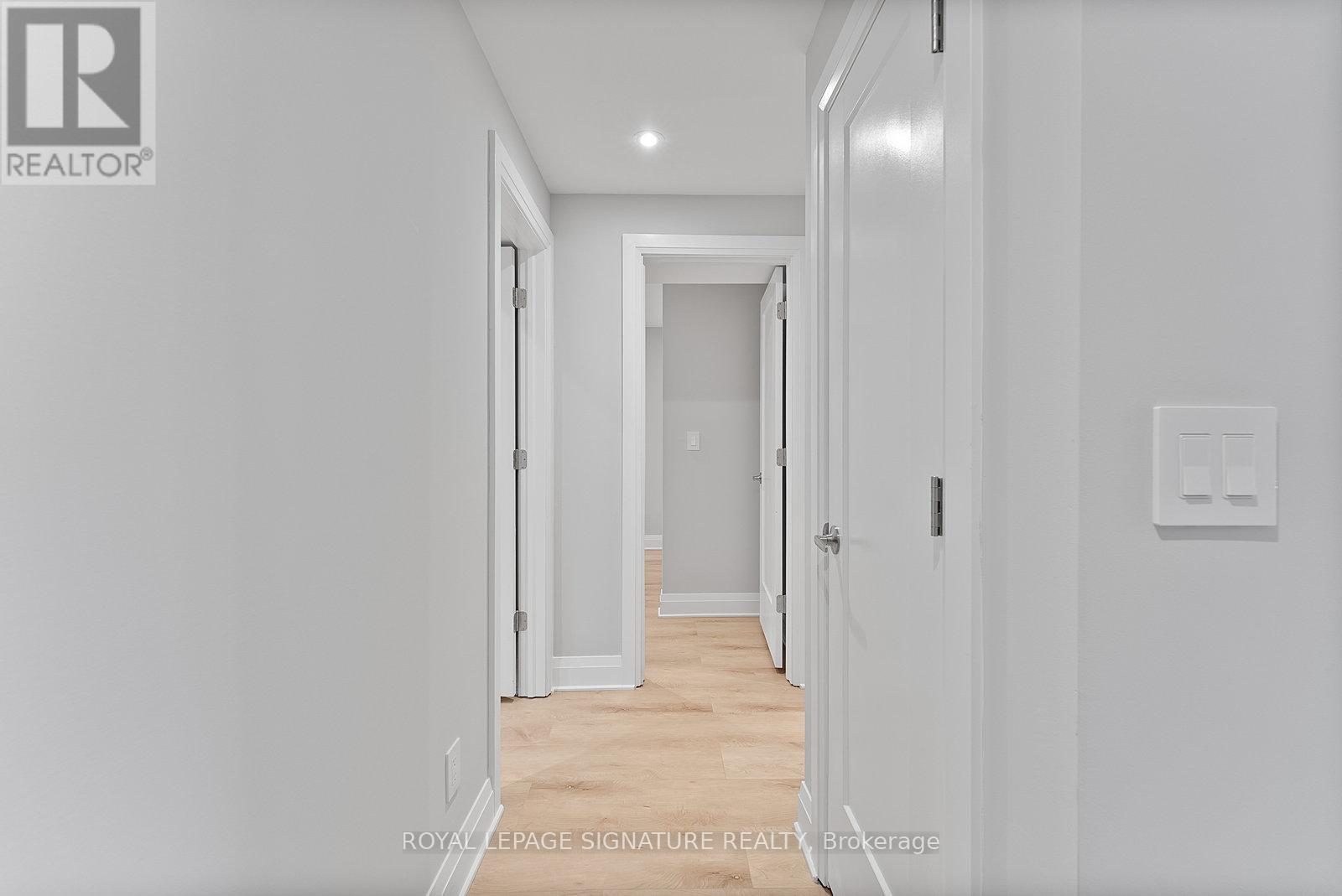 Garden - 45 William Street, Toronto, Ontario  M9N 2G6 - Photo 13 - W12507248