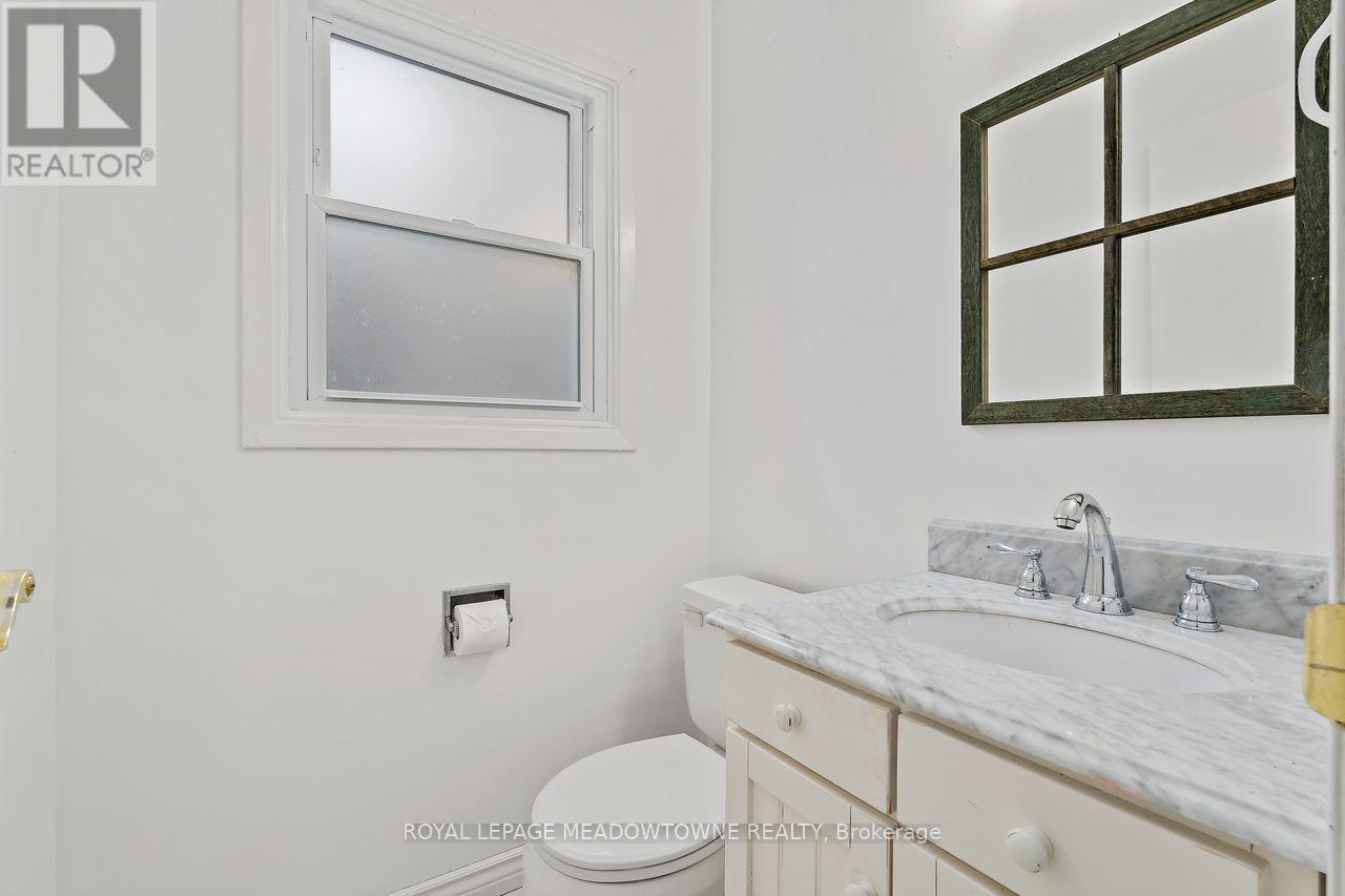 13 Blueridge Square, Brampton, Ontario  L6Z 1A2 - Photo 19 - W12507260