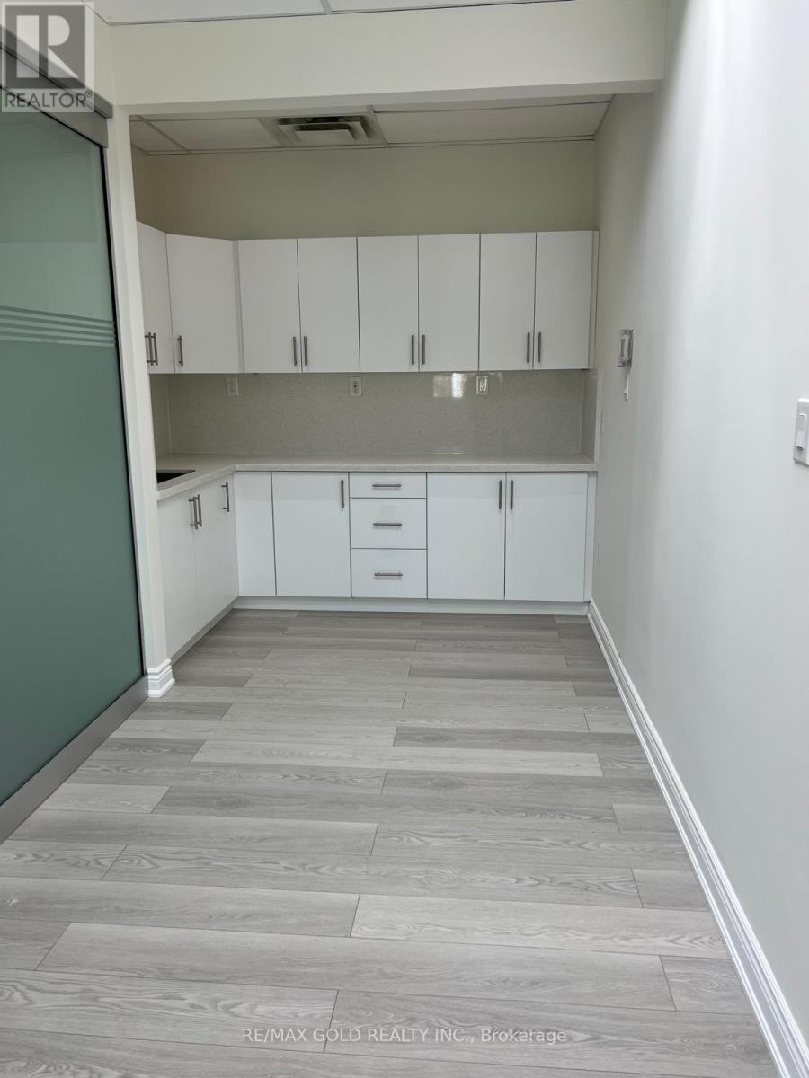 235 - 2980 Drew Road, Mississauga, Ontario  L4T 0A7 - Photo 9 - W12507286