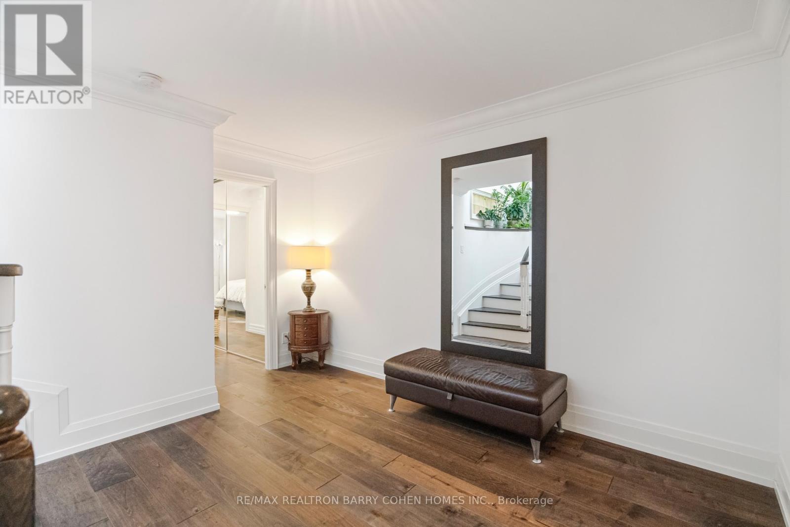 544c Scarlett Road, Toronto, Ontario  M9P 2S2 - Photo 26 - W12507294