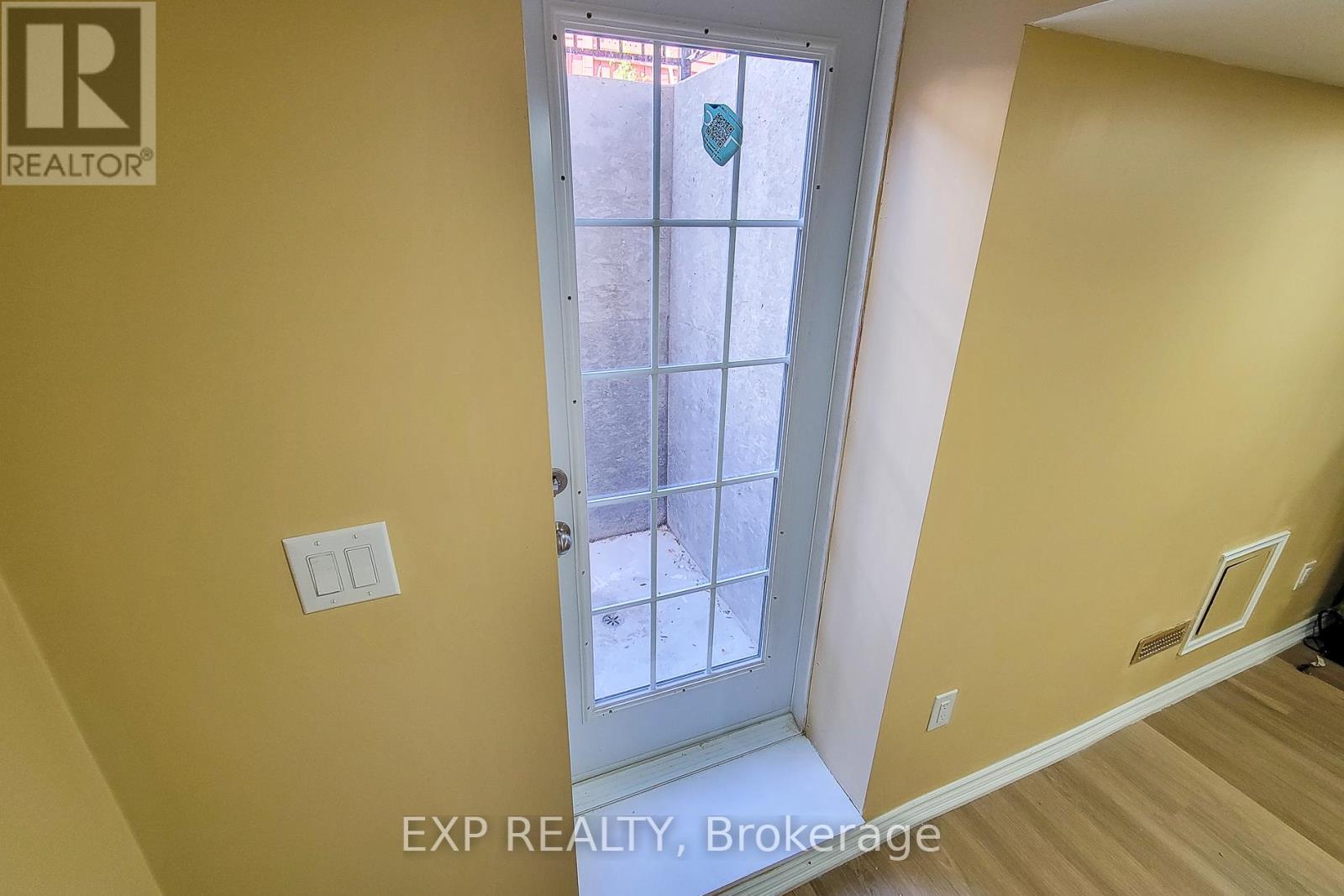 Bsmnt - 14 White Road, Brampton, Ontario  L7A 1P1 - Photo 11 - W12507354
