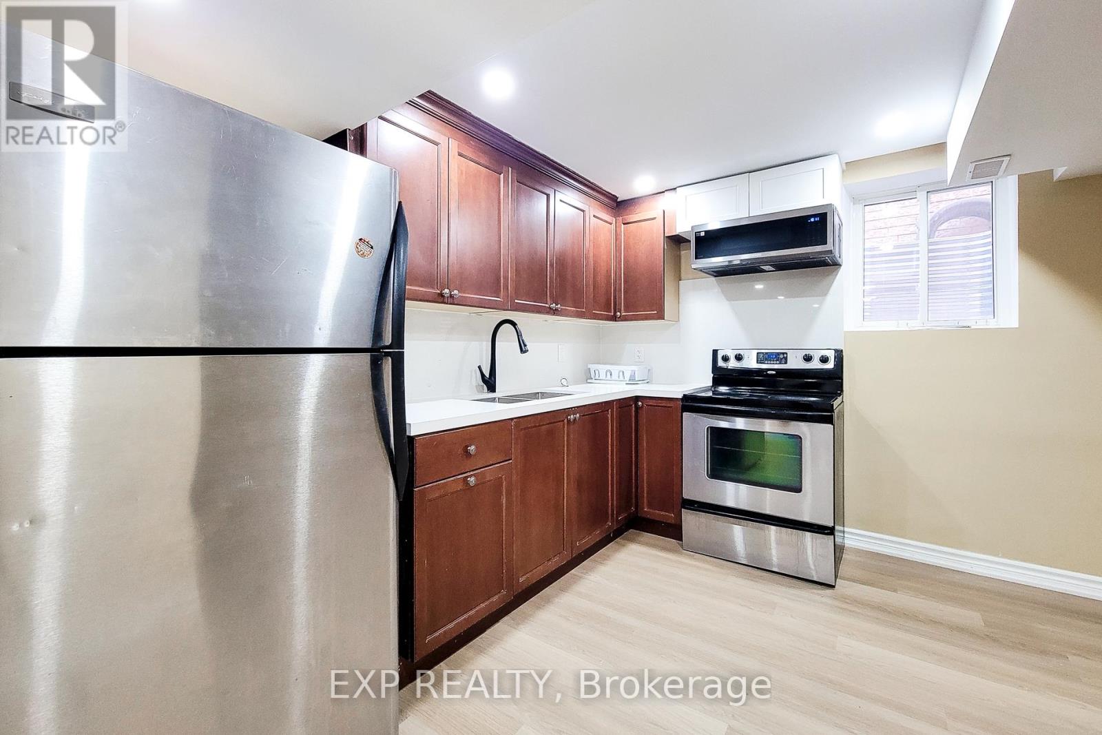 Bsmnt - 14 White Road, Brampton, Ontario  L7A 1P1 - Photo 18 - W12507354