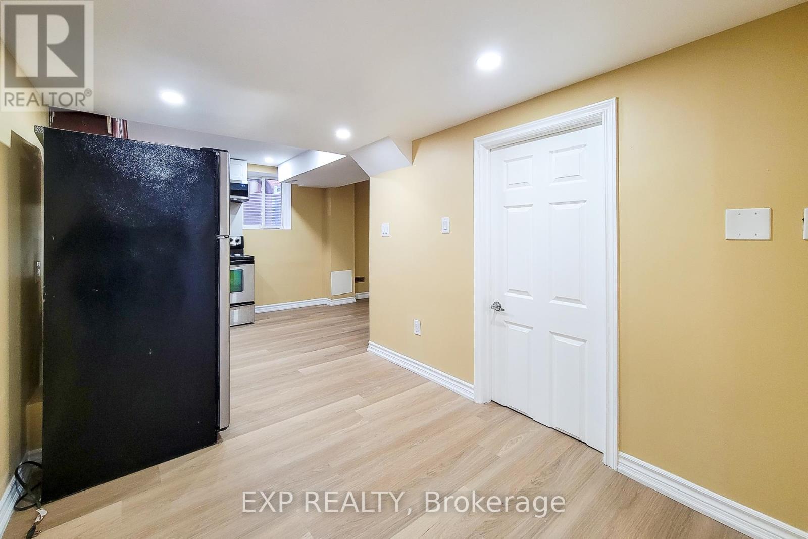 Bsmnt - 14 White Road, Brampton, Ontario  L7A 1P1 - Photo 19 - W12507354