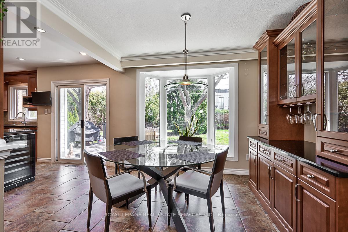 1454 Willowdown Road, Oakville, Ontario  L6L 1X3 - Photo 13 - W12507360