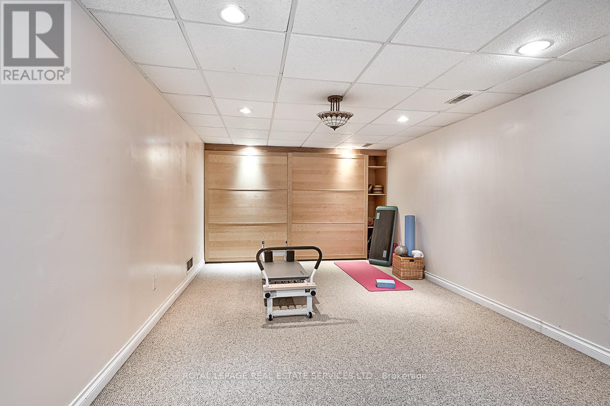 1454 Willowdown Road, Oakville, Ontario  L6L 1X3 - Photo 27 - W12507360