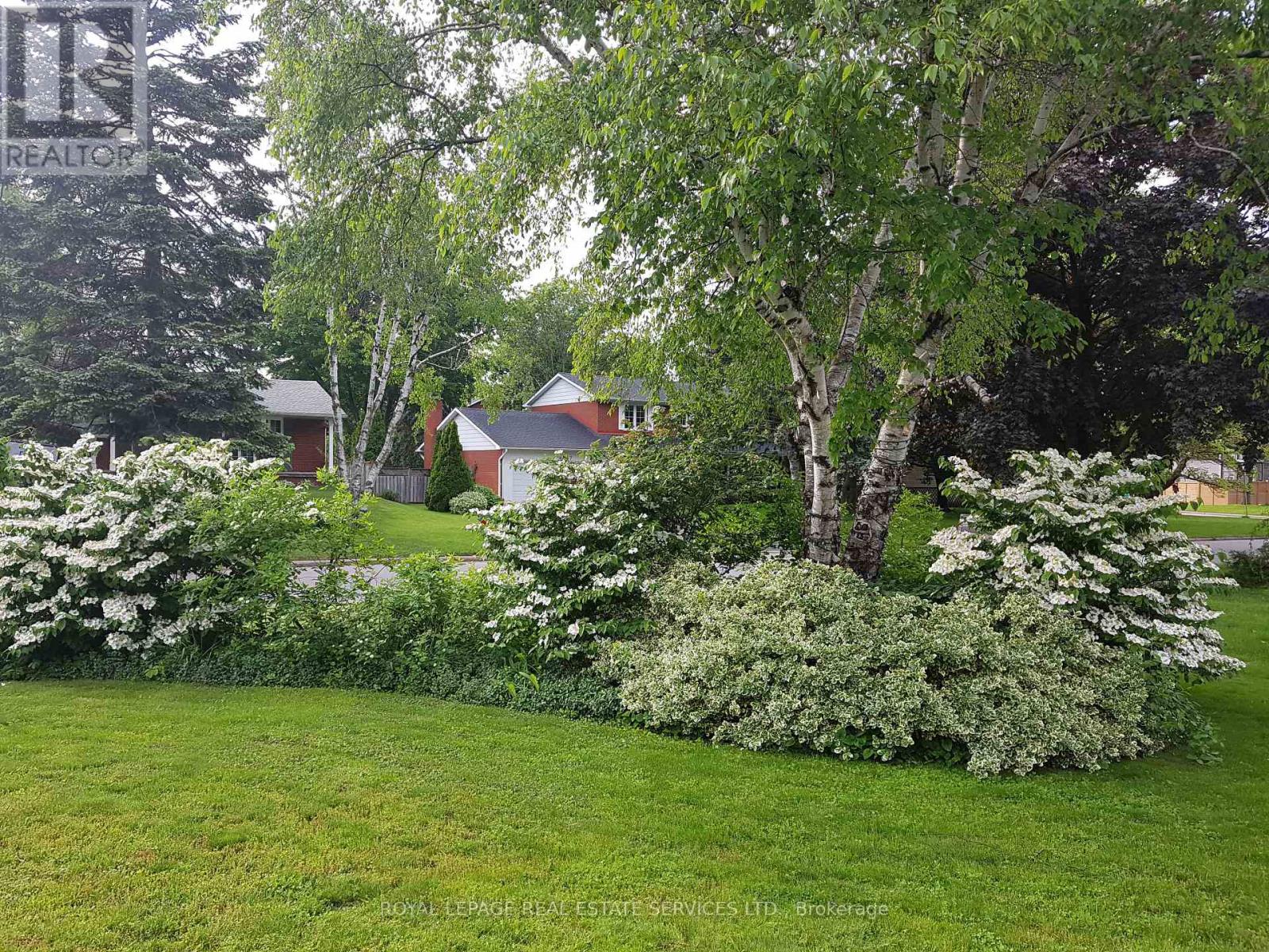 1454 Willowdown Road, Oakville, Ontario  L6L 1X3 - Photo 3 - W12507360