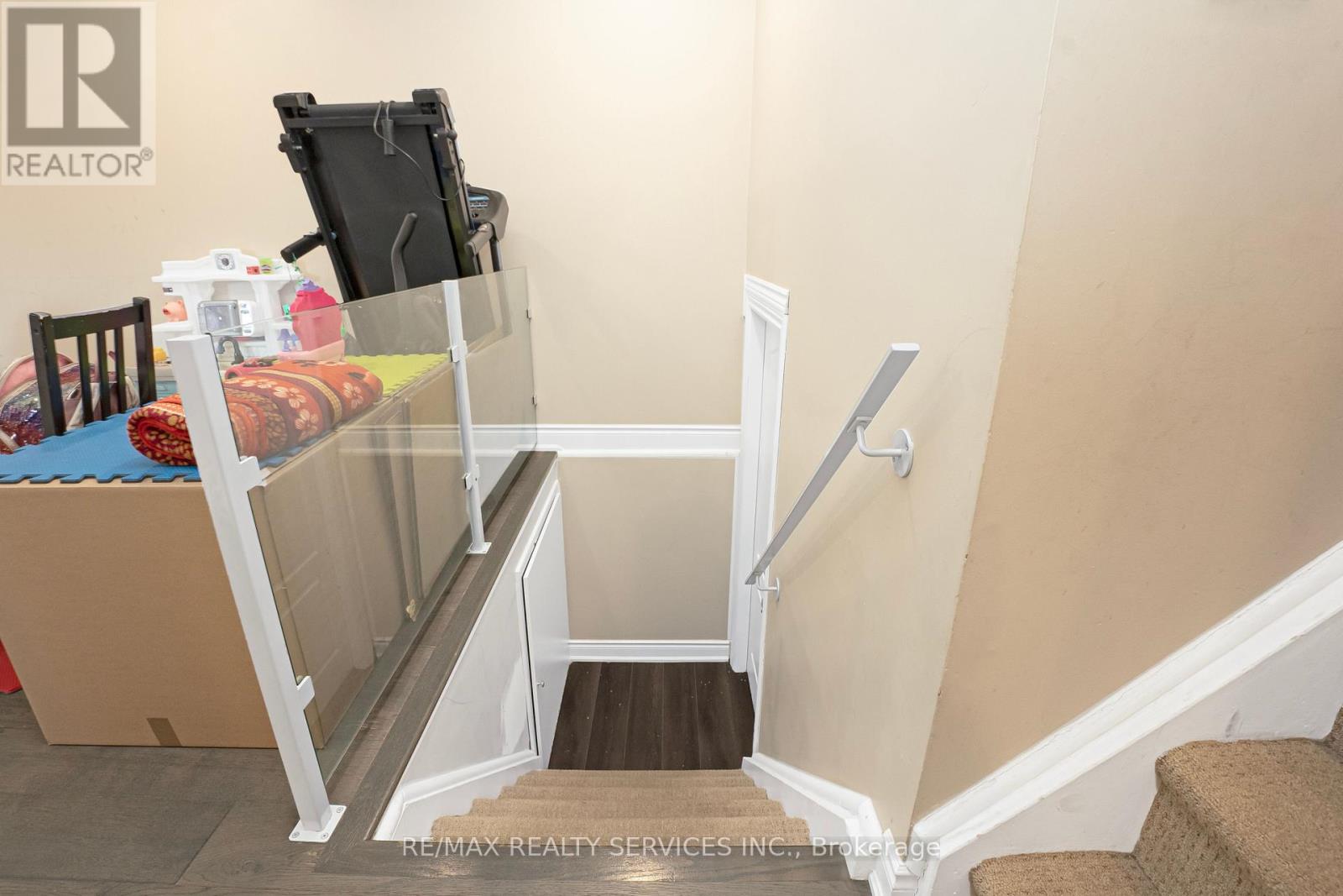 26 Lambton Court, Brampton, Ontario  L6V 2A9 - Photo 21 - W12507366