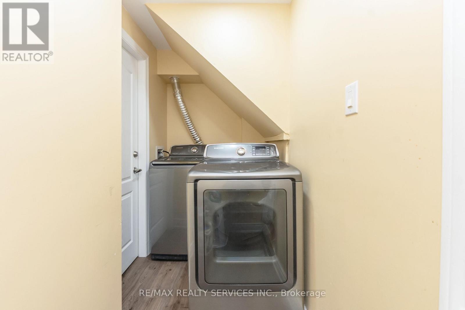 26 Lambton Court, Brampton, Ontario  L6V 2A9 - Photo 31 - W12507366